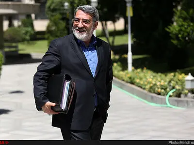 وزیر کشور پاسخگویی درباره بازداشت‌شدگان حوادث اخیر را به آینده موکول کرد