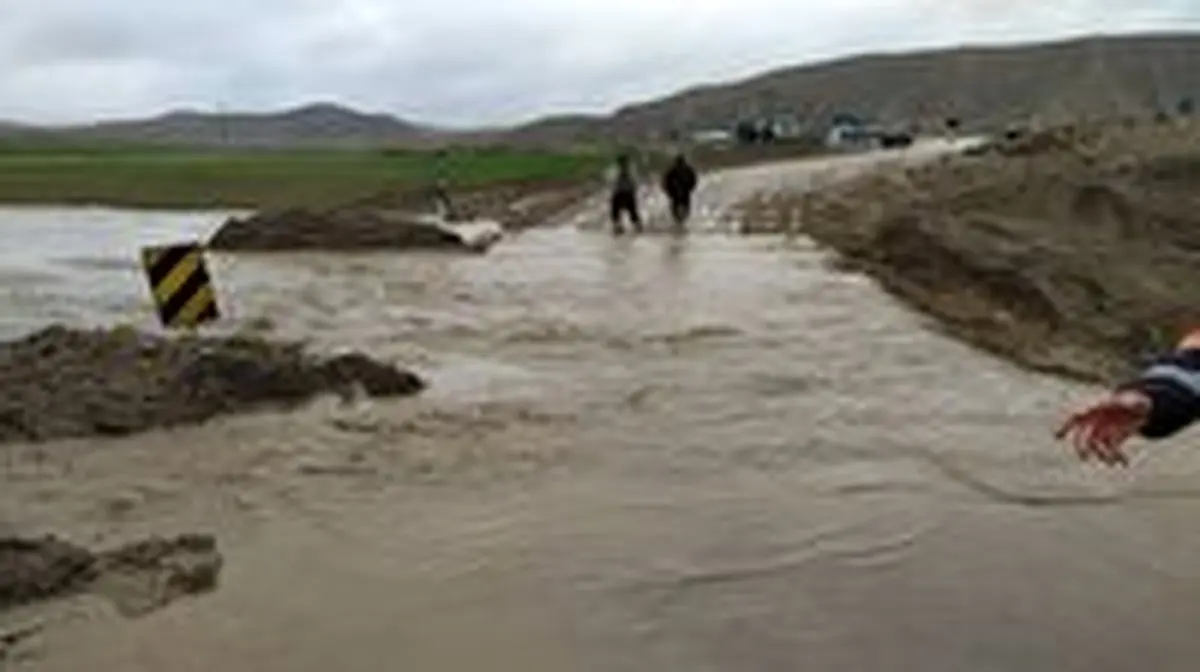 بارش شدید باران راه پنج روستای شرق گلستان را مسدود کرد