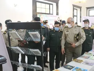 افتتاح نمایشگاه اسناد و مدارک فرماندهی و ستاد دوران دفاع مقدس