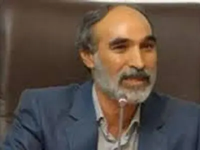خسارت به خانه‎های مسکونی خرم‎آباد در نتیحه طغیان منبع آب و فاضلاب