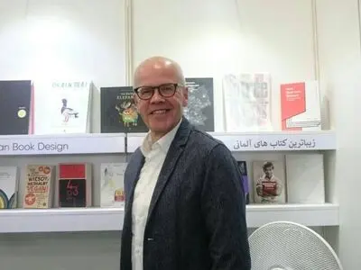 از بن کتاب در آلمان خبری نیست/کم‌درآمدها کتاب‌های جیبی می‌خرند