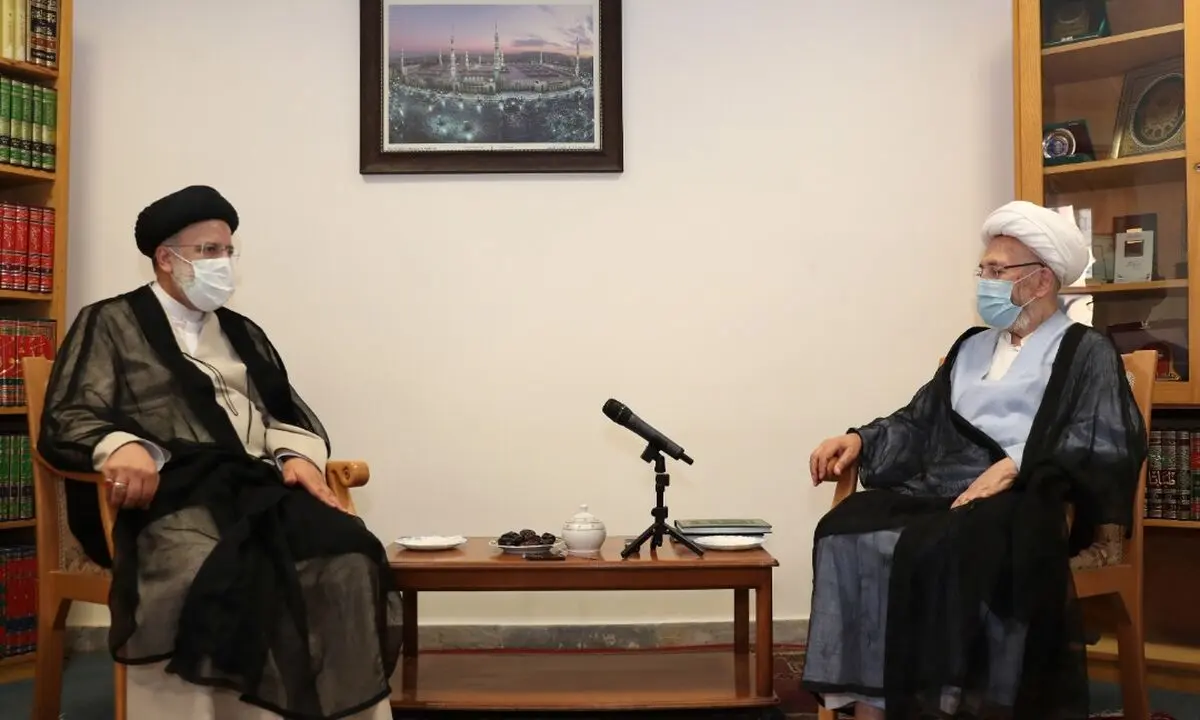 رئیسی با آیت الله سبحانی دیدار کرد