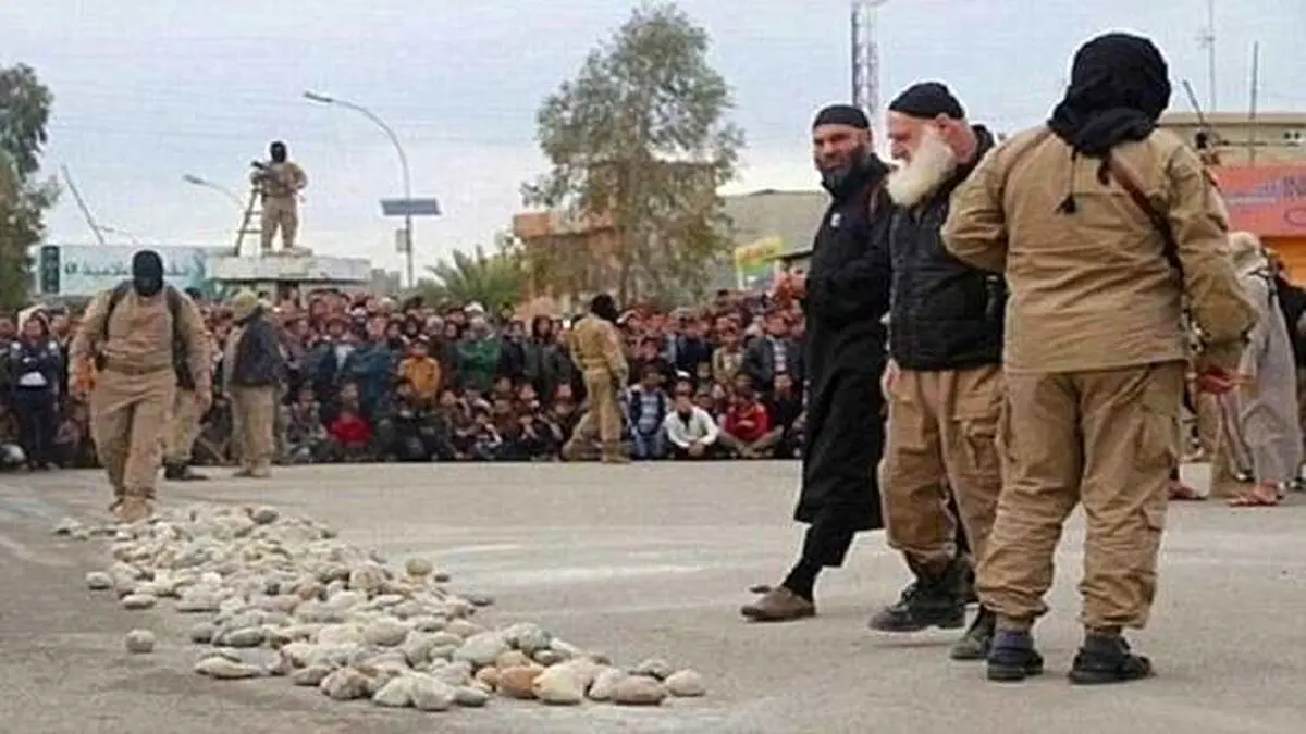 خون‌آشام داعش در برابر رشوه آزاد شد+ تصاویر