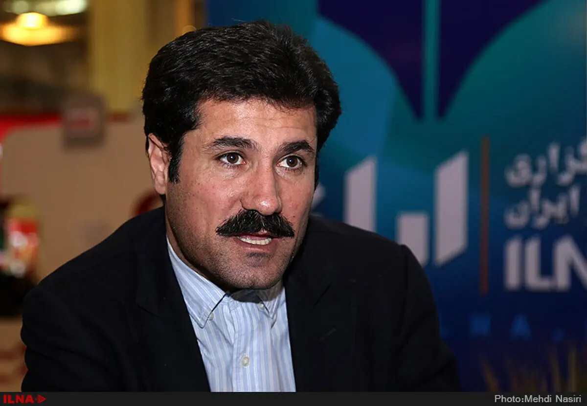 روحانی موضوعات مدنظرش برای برگزاری رفراندوم را مطرح کند/ همه‌پرسی تعرض به خطوط نظام نیست/ ساده‌ترین موضوعات را هم سیاسی کرده‌ایم