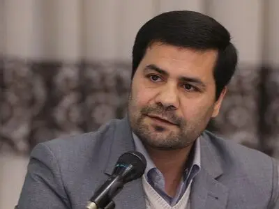 قانون فعلی مطبوعات با قانون اساسی مغایرت جدی دارد/ روزنامه‌نگاران دقیقاً نمی‌دانند چه امری جرم و ممنوع است/ مقام‌های قضایی ما اغلب نشریات را انذار می‌دهند تا حمایت