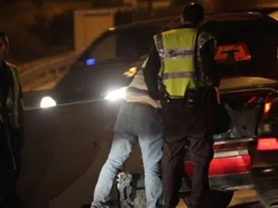 تیراندازی به اتوبوس حامل صهیونیست‌ها در الخلیل