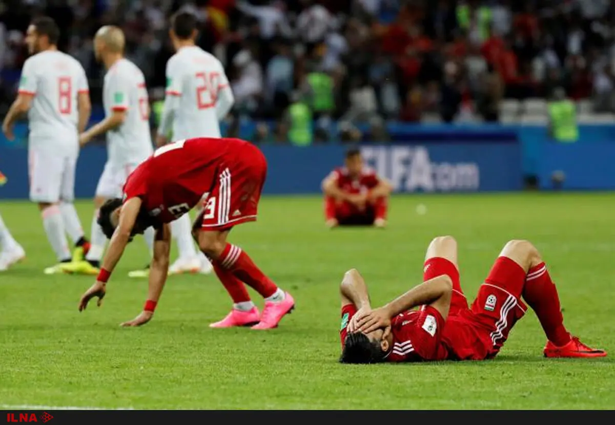 گزارش جالب تلگراف از بازی ایران و اسپانیا/ در حضور وووزلا، رونالدو و عجیب ترین هواداران دنیا