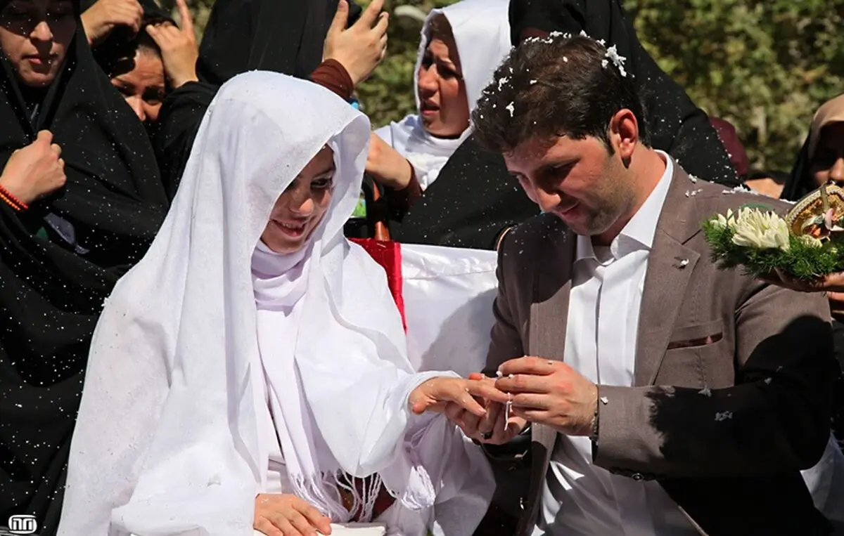 پرداخت وام ازدواج به ۱۲ هزار دانشجوی دانشگاه آزاد