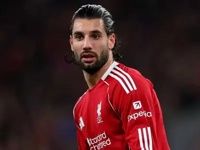 سوبوسلای به هر دو تیم بی احترامی کرد