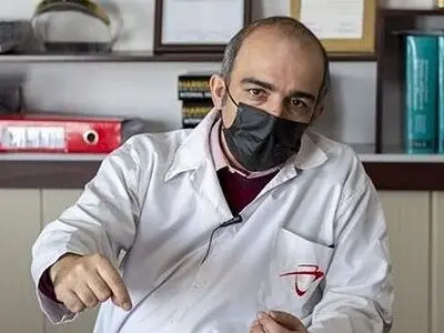 اومیکرون بیشتر بخش فوقانی سیستم تنفسی را درگیر می‌کند/ تاکید بر پرهیز از ساده‌انگاری