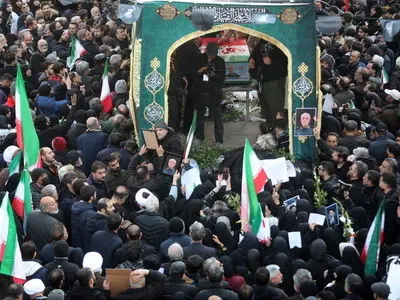 مراسم تشییع شهدای حمله هوایی آمریکایی صهیونی به خوانسار برگزار شد