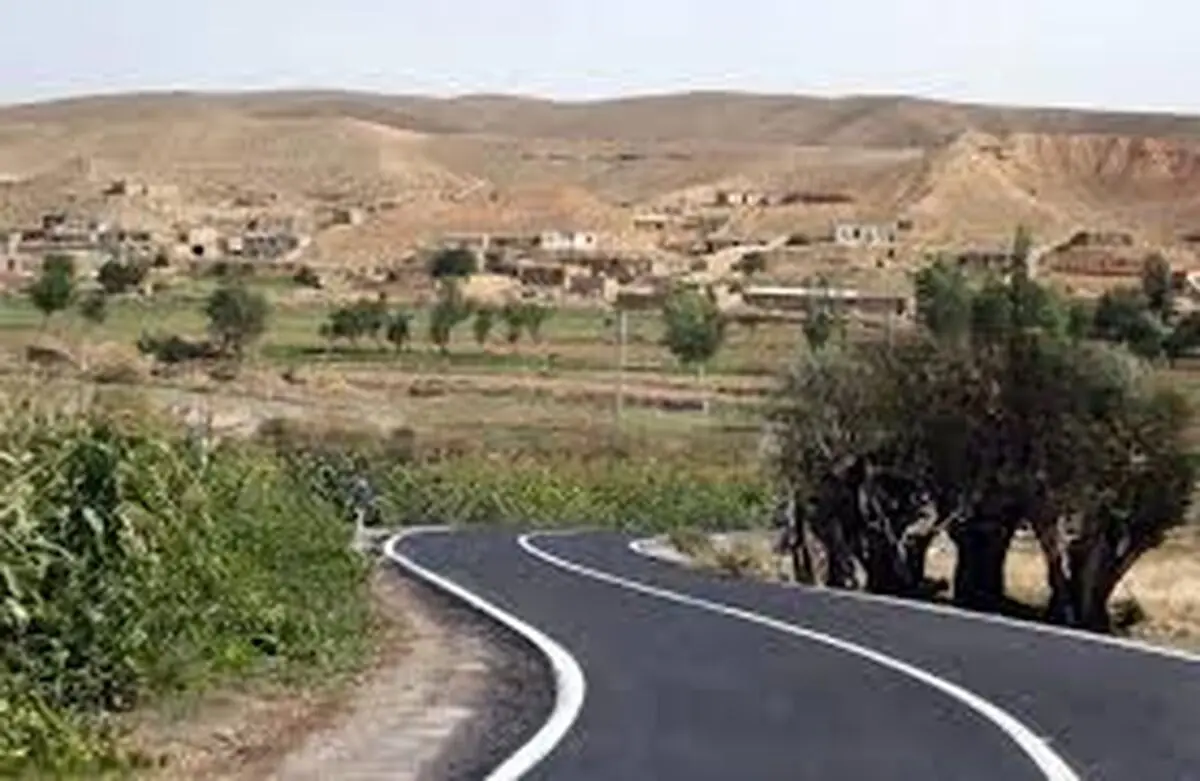 پیگیری آسفالت راه های روستایی شهرستان رشت با حضور معاون سازمان راهداری کشور 