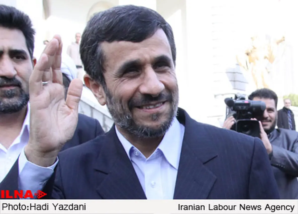 ترازوی پارلمان‌ دهم برای وزن‌کشی گفتمان احمدی‌نژاد 