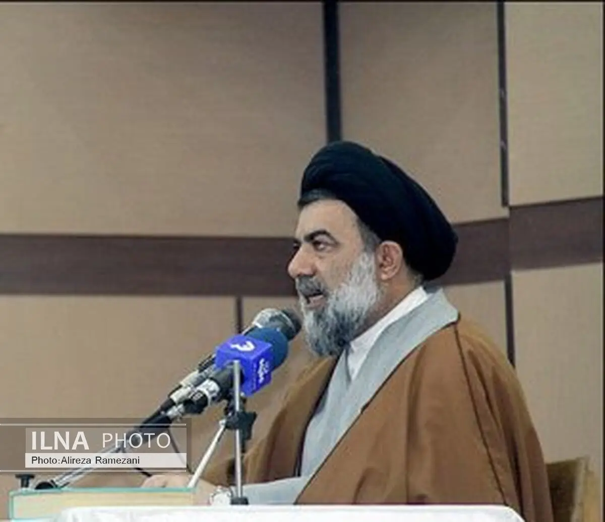 خبرنگاران نقش مهمی  در جهت‌دهی  مثبت به افکار عمومی دارند