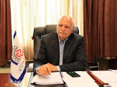 گرانی با گران‌فروشی تفاوت دارد/ تا جایی که توان داشته باشیم با تخلفات برخورد می‌کنیم/ همتی قول داد حداقل ثبات ارز برقرار شود