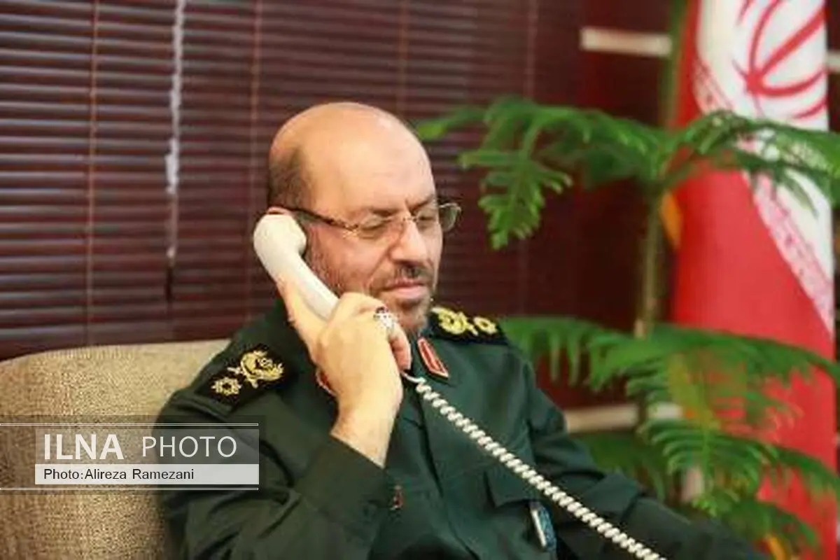 وزیر الدفاع الایرانی یتلقی اتصالا هاتفیا من نظیره الاذری
