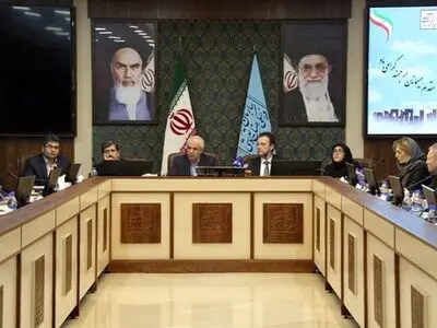 سرمایه‌گذاری بازرگانان اتریشی در گردشگری کوهستانی ایران