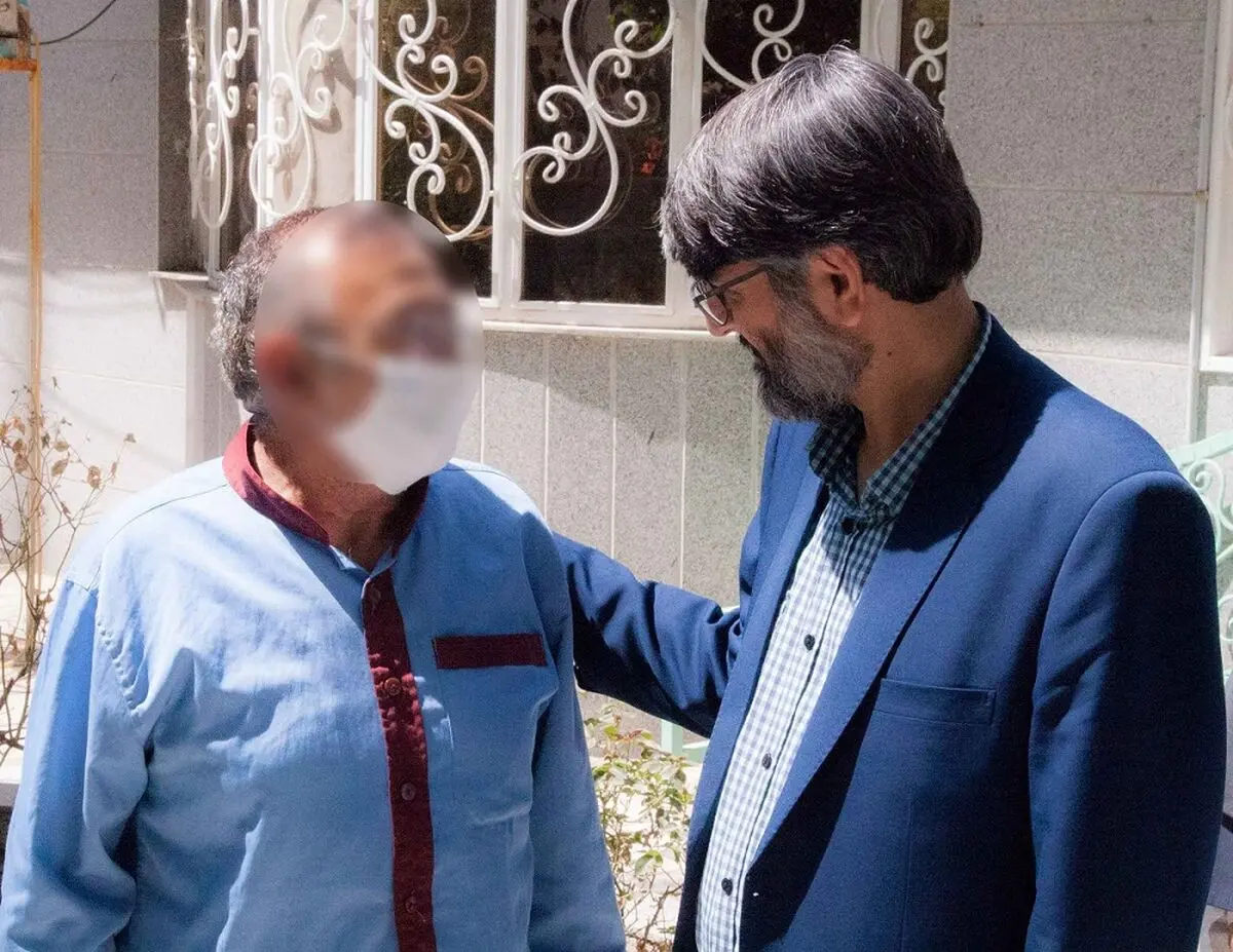 زندانبان یعنی کسی که قرار است معلم خوبی‌ها باشد