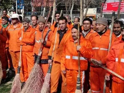 انتقاد کارگران شرکتی شهرداری رشت به طرح تبدیل وضعیت ایثارگران 