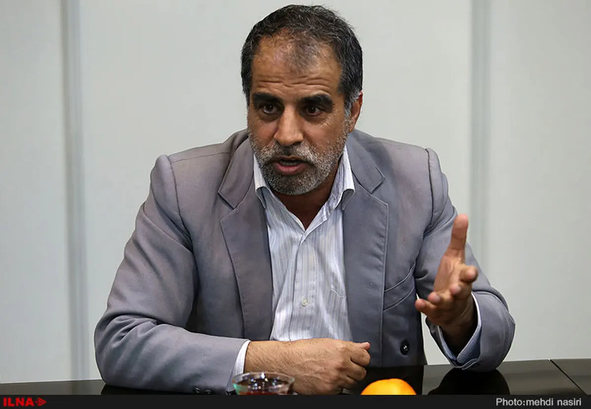 با انبوه بازنشستگانی مواجهیم که به بازار کار بازمی‌گردند/ دولت می‌توانست از محل اصلاحات دیگری جز افزایش سن بازنشستگی هزینه‌های صندوق‌ها را کاهش دهد 