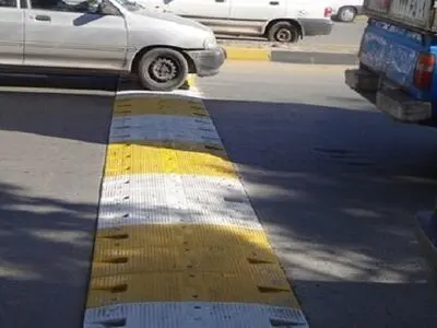 سرعت‌گیرهای پلاستیکی در تهران جمع‌آوری می‌شود