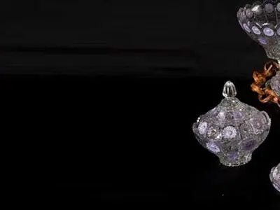 قالب سازی بلور و کریستال: پارس بلور