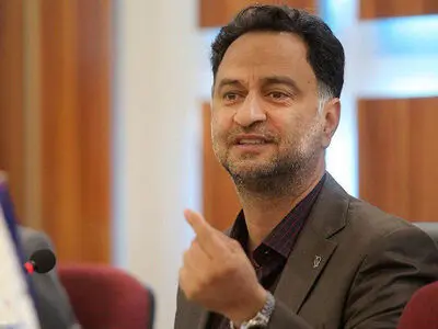 آموزش حضوری در قم به دلیل وضعیت فوق قرمز منتفی است/ میانگین حضور دانش‌آموزان در مدارس ۶۹ درصد بود
