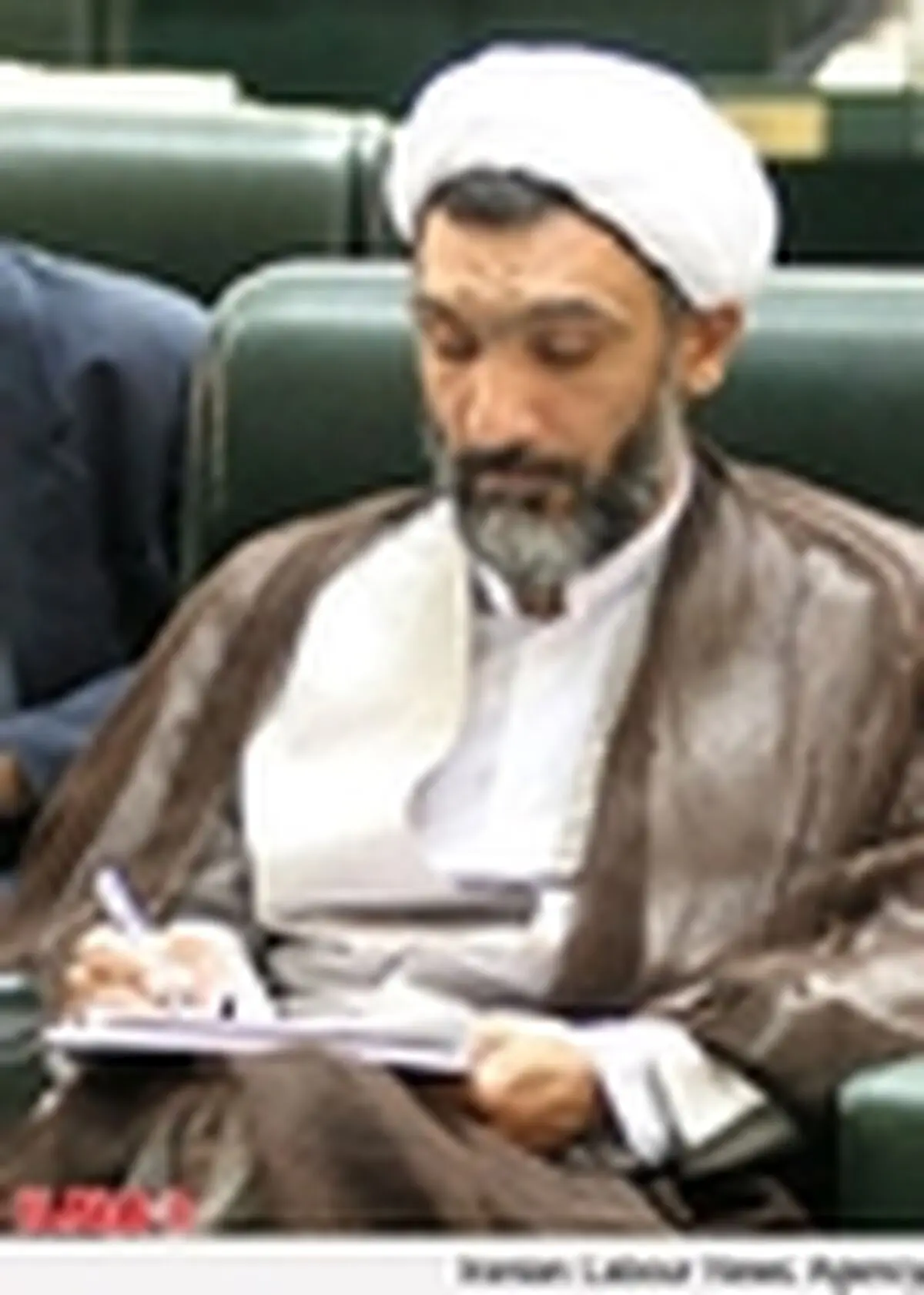 بررسی سوال ۲ نماینده از وزیر دادگستری در کمیسیون قضایی