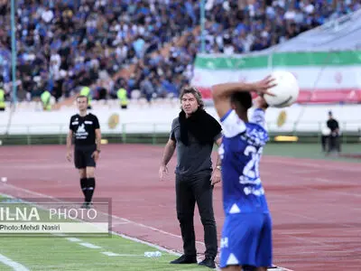 شاهین بیانی: بازیکنان استقلال هنوز باخت به پرسپولیس در داربی را فراموش نکرده بودند