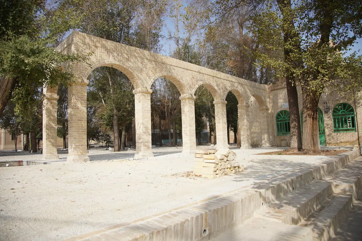 پیشرفت فیزیکی ۸۰ درصدی بازپیرایی بوستان آخوند کرباسی یزد
