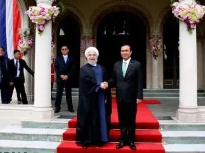 Tahi PM welcomes President Rouhani in Bangkok