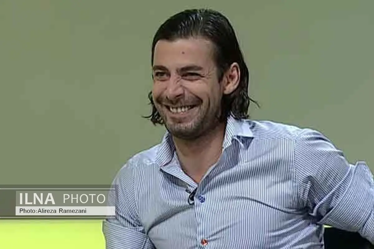 زندی: فوتبال ایران کثیف است