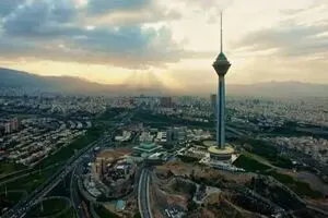 انتقال پایتخت از تهران یک شوخی است