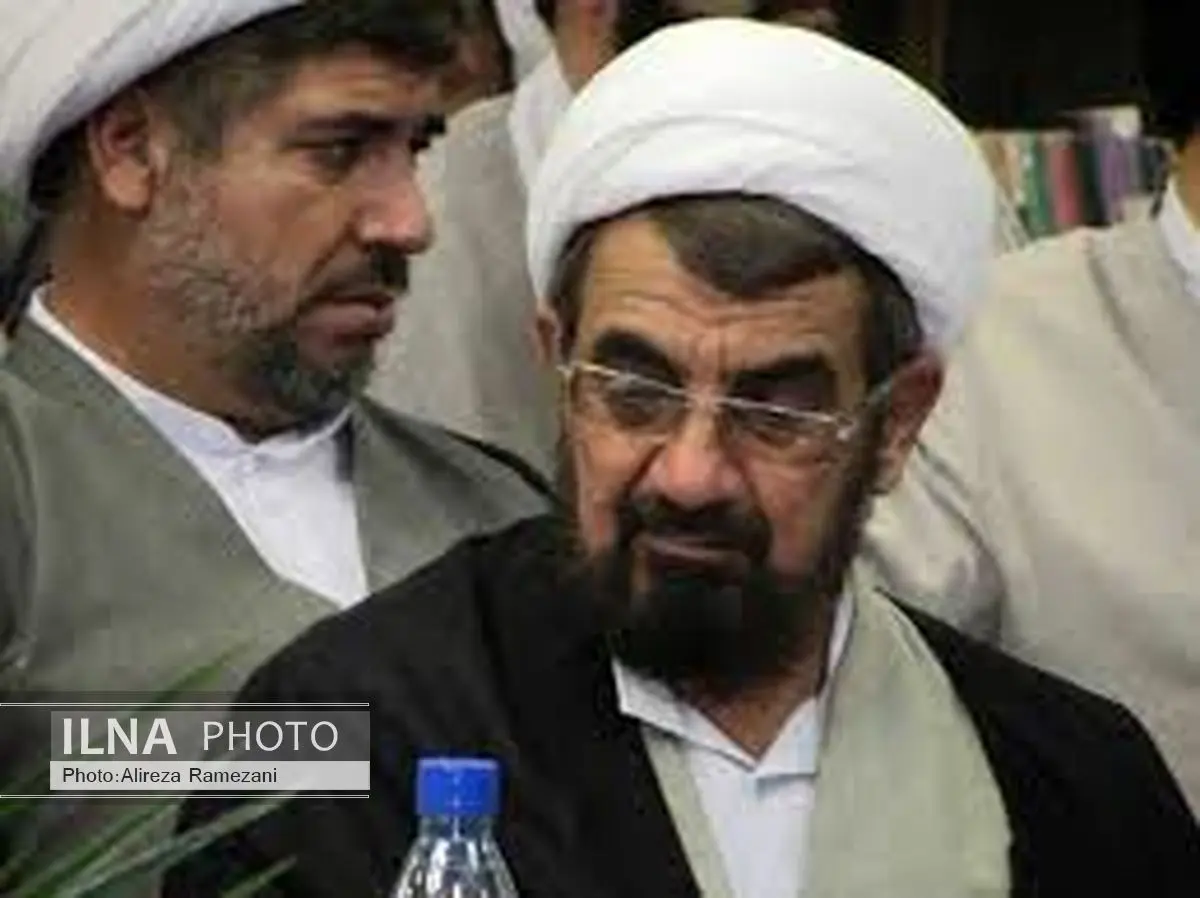 علم، تقوا، ساده زیستی، شجاعت و امانتداری از خصوصیات بارز آیتالله مدنی بود