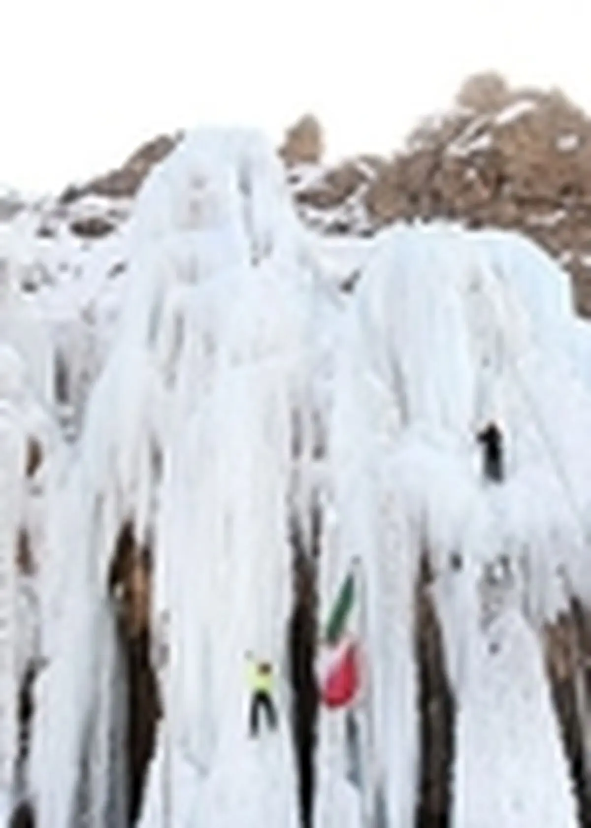 یخ‌نوردان ایران به مسابقات جهانی اعزام نشدند / از مخالفت‌فدراسیون تا تعلل در اخذ ویزا!