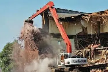 گشت‌های مقابله با ساخت‌وساز غیرمجاز تقویت شود