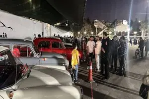 گردهمایی خودروهای تاریخی مرسدس بنز به یاد استاد شهریار