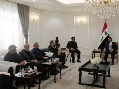 عراقجي يلتقي رئيس مجلس النواب العراقي في بغداد