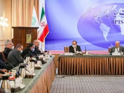می‌توانیم تصویری صحیح از راهبرد دشمنان نسبت منطقه و خودمان داشته باشیم