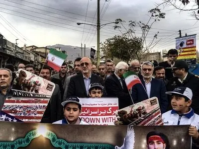 روز ملی مبارزه با استکبار فراموش نمی شود 