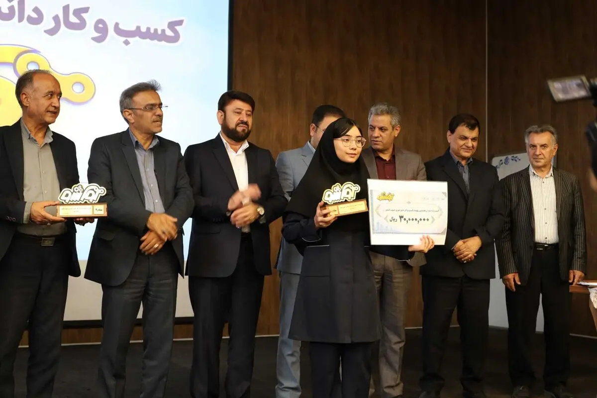 تقدیر از ۱۰۰ دانش آموز برتر نخستین رویداد «کوک شو» در شیراز