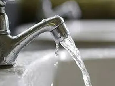 مشترکان پرمصرف ماهانه بین ۱۲ تا ۲۴ هزار لیتر آب مصرف می‌کنند