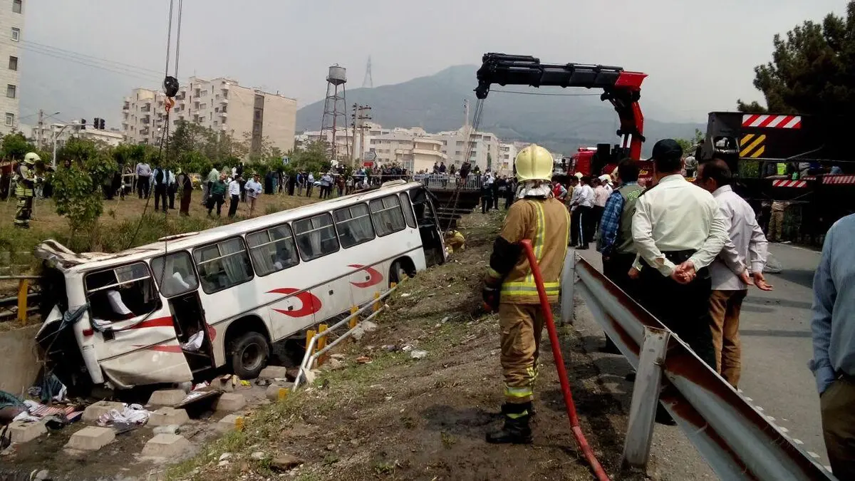اسامی مصدومان حادثه واژگونی اتوبوس حامل دانش‌آموزان