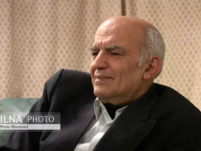 برنامه‌های اقتصادیِ کاندیداها به همان جایی می‌رسد که اکنون هستیم/ سرکوبِ مزد مخرب‌ترین سیاست است/ دامن زدن به اقتصادِ غیرمولدِ صدقه‌ای خطرناک است/ شلختگی سیاست‌پردازی، سرمایه‌گذاری را متوقف کرده است