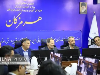 امضای تفاهنامه برای توانمندسازی هنرستان دریایی +فیلم