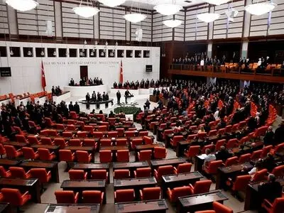 نشست اضطراری پارلمان ترکیه برای تصویب یادداشت تفاهم اعزام نیرو به لیبی