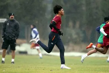 فولاد 0 - 0 چادرملو: تساوی کسل کننده در اولین بازی نیم‌فصل 