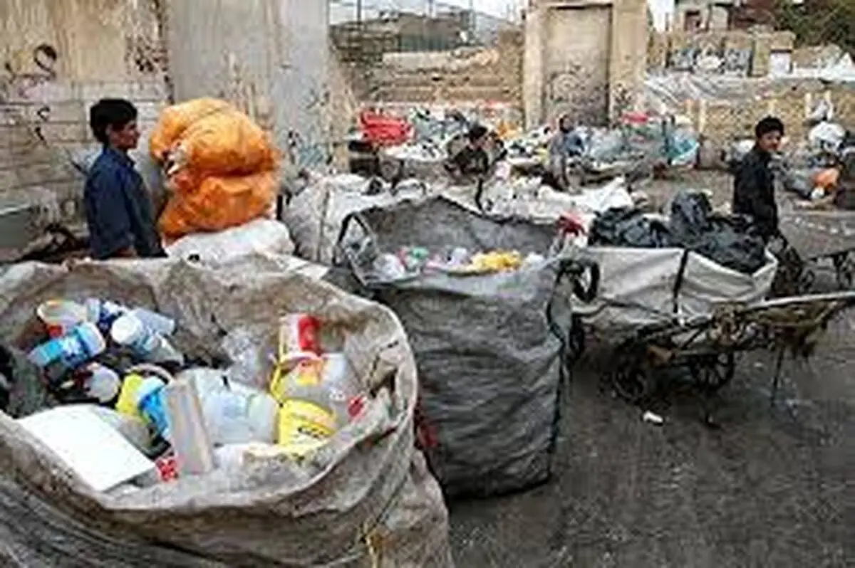 درآمد نجومی سلاطین ضایعات؛ ۲۴ میلیارد تومان در ماه