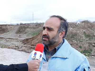 سیلاب رودخانه حاجی‌عرب همچنان ادامه دارد/ تبدیل سیلاب تهدیدی برای روستاهای اطراف بوئین زهرا 