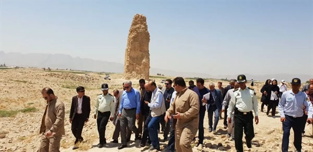 بازدید رئیس سازمان میراث‌فرهنگی از محور ساسانی فارس